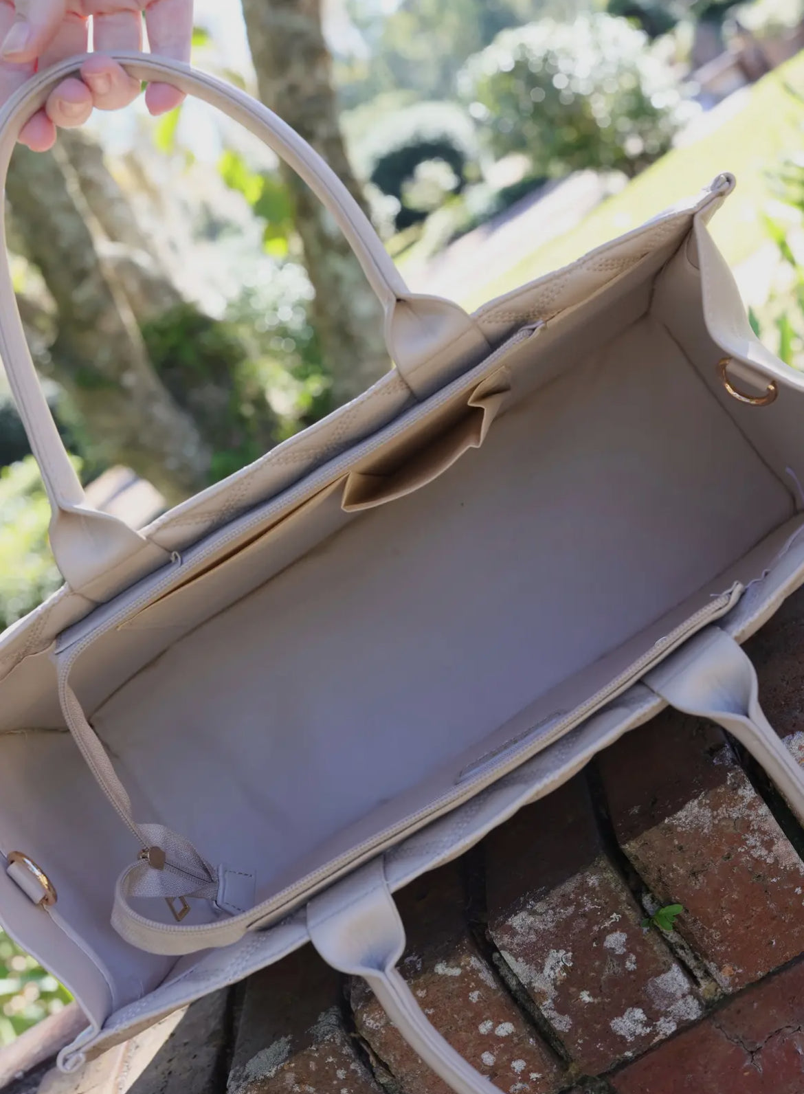 Niall Tote Nude Quilted Dq