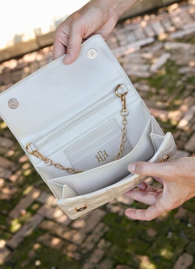 Pearl Brynleigh Clutch Crossbody